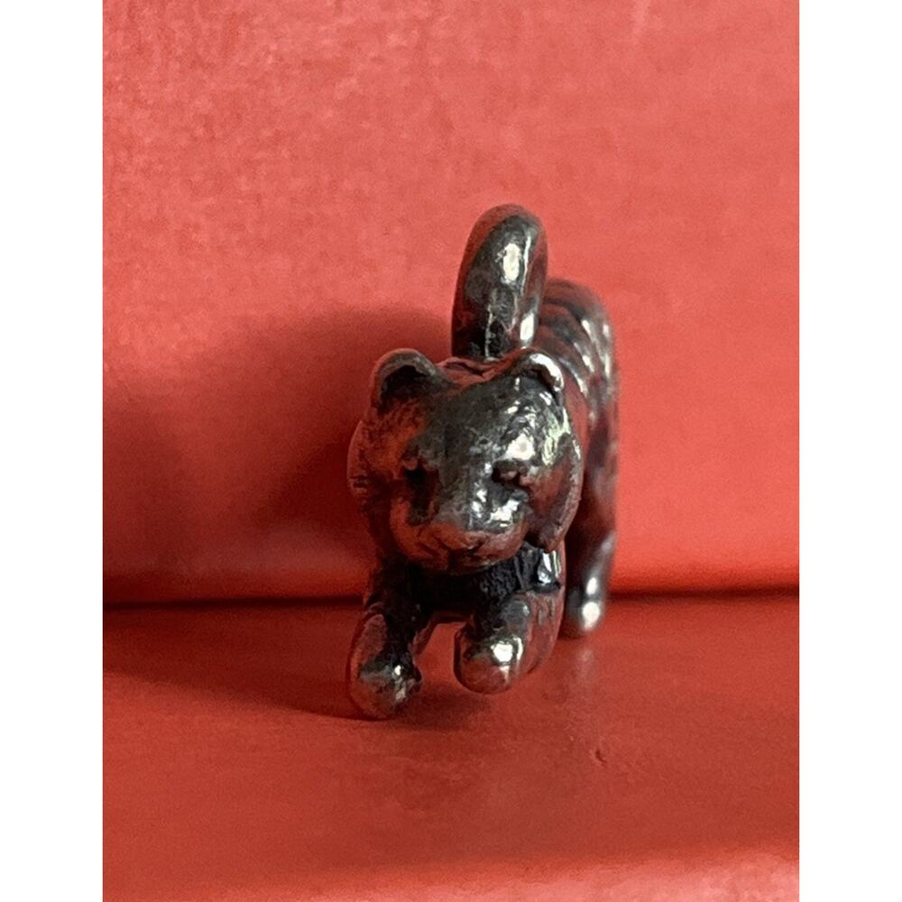 Retired James Avery 3D Tiger Sterling Silver 925 Charm - Picture 4 of 9
